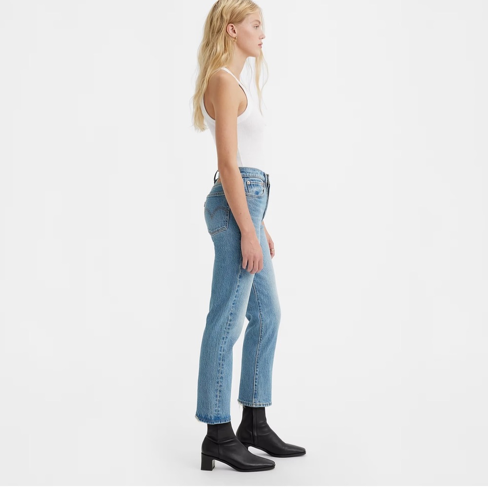 Levi’s wedgie jeans - too big on me now, but in great condition